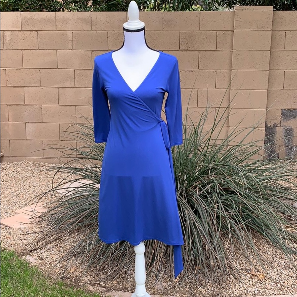 Victoria’s Secret 3/4 Sleeve Wrap Dress